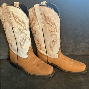 Tan and Cream Heeled Boots